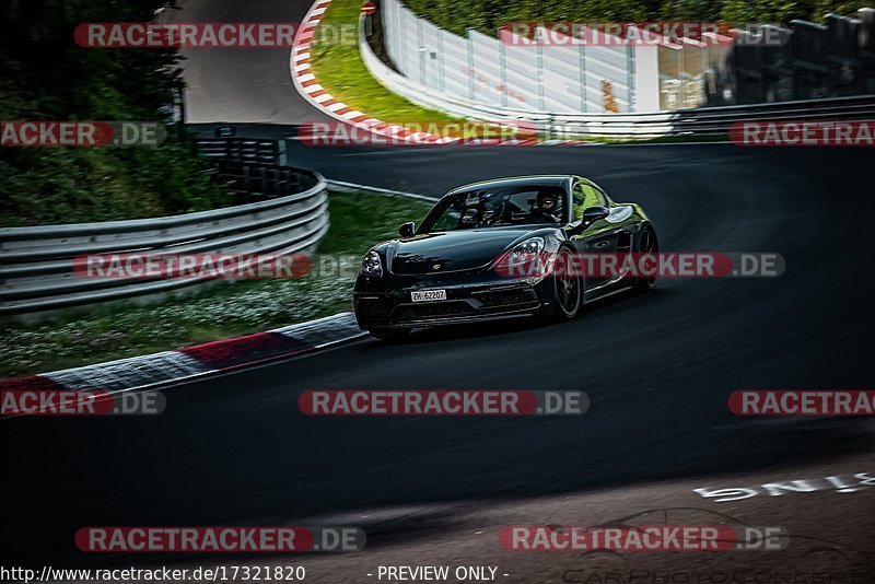 Bild #17321820 - Touristenfahrten Nürburgring Nordschleife (17.06.2022)