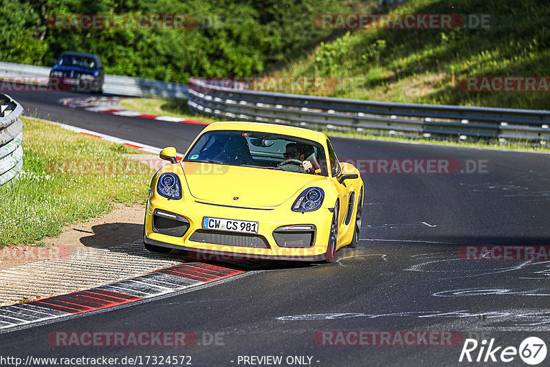 Bild #17324572 - Touristenfahrten Nürburgring Nordschleife (17.06.2022)