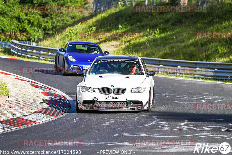 Bild #17324593 - Touristenfahrten Nürburgring Nordschleife (17.06.2022)