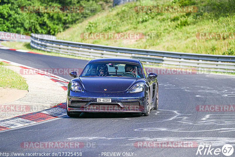 Bild #17325458 - Touristenfahrten Nürburgring Nordschleife (17.06.2022)