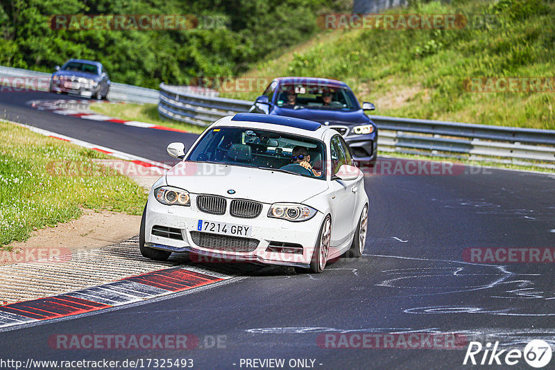 Bild #17325493 - Touristenfahrten Nürburgring Nordschleife (17.06.2022)