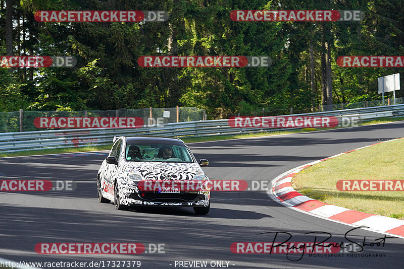 Bild #17327379 - Touristenfahrten Nürburgring Nordschleife (17.06.2022)