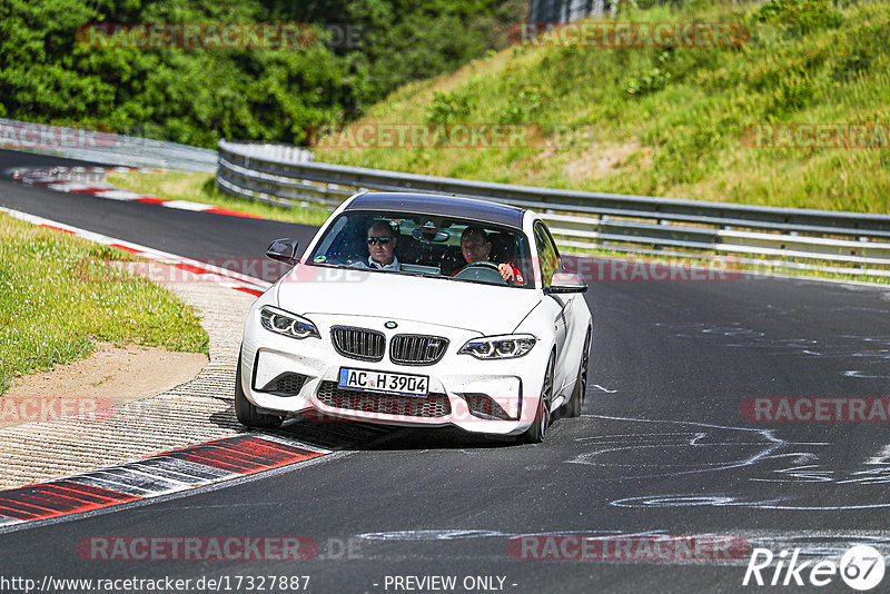 Bild #17327887 - Touristenfahrten Nürburgring Nordschleife (17.06.2022)