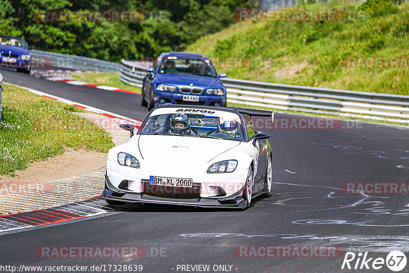 Bild #17328639 - Touristenfahrten Nürburgring Nordschleife (17.06.2022)