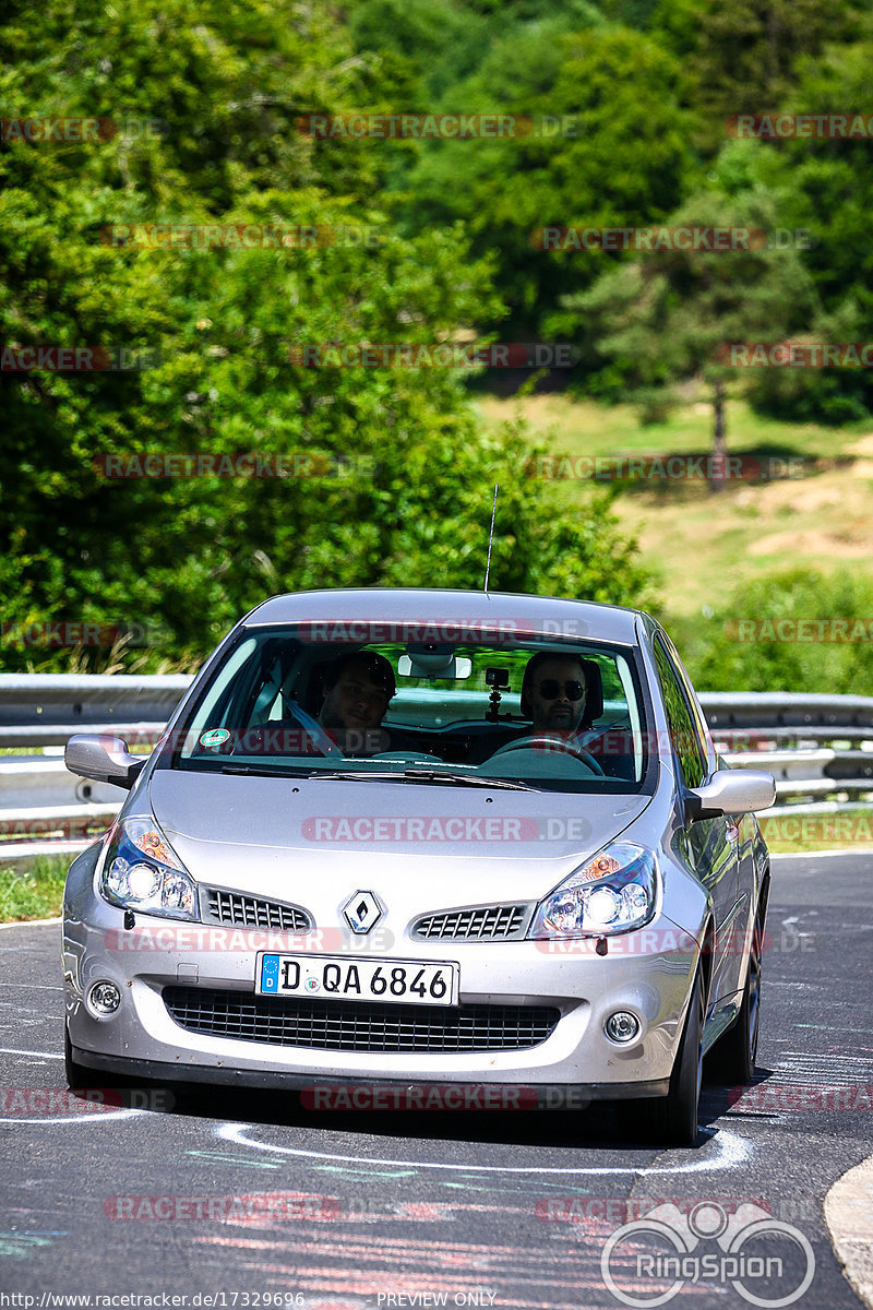 Bild #17329696 - Touristenfahrten Nürburgring Nordschleife (17.06.2022)