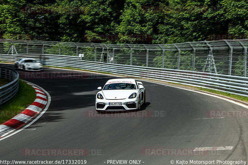 Bild #17332019 - Touristenfahrten Nürburgring Nordschleife (17.06.2022)