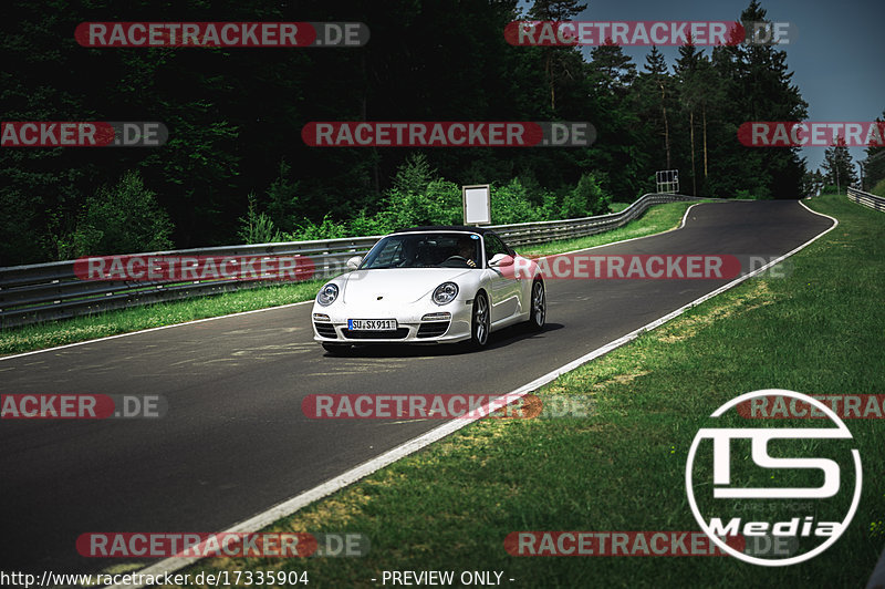 Bild #17335904 - Touristenfahrten Nürburgring Nordschleife (17.06.2022)