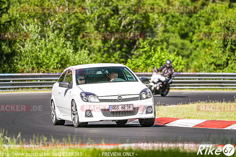 Bild #17339745 - Touristenfahrten Nürburgring Nordschleife (17.06.2022)