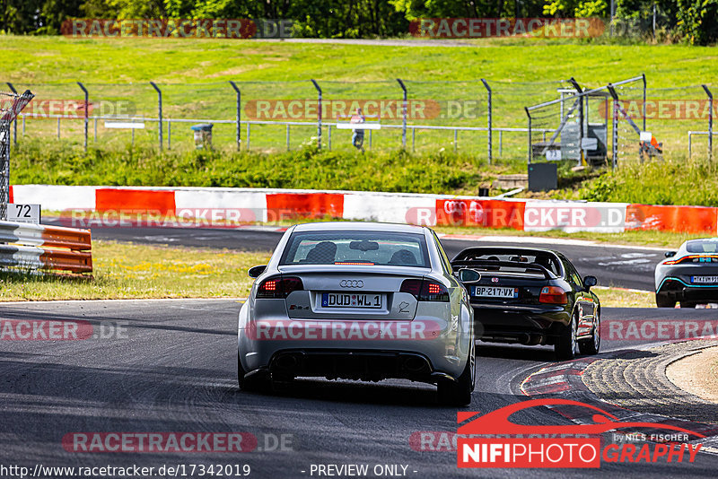 Bild #17342019 - Touristenfahrten Nürburgring Nordschleife (17.06.2022)