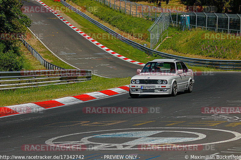 Bild #17342742 - Touristenfahrten Nürburgring Nordschleife (17.06.2022)