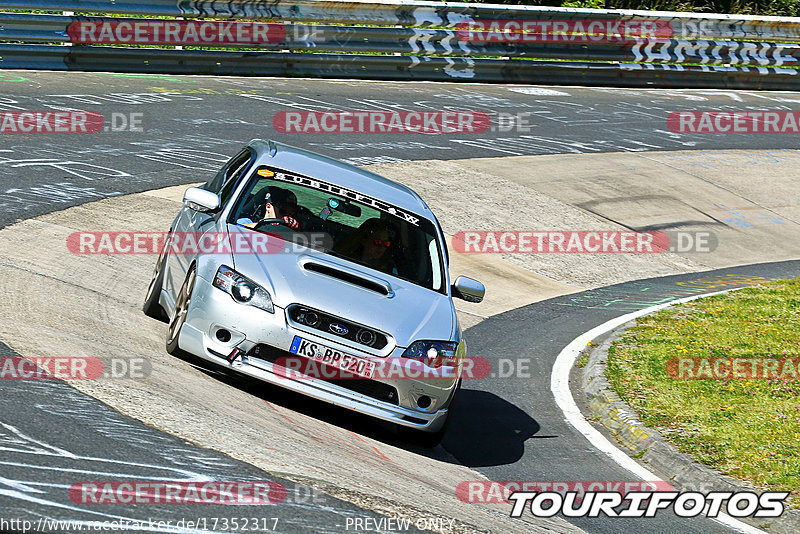 Bild #17352317 - Touristenfahrten Nürburgring Nordschleife (17.06.2022)