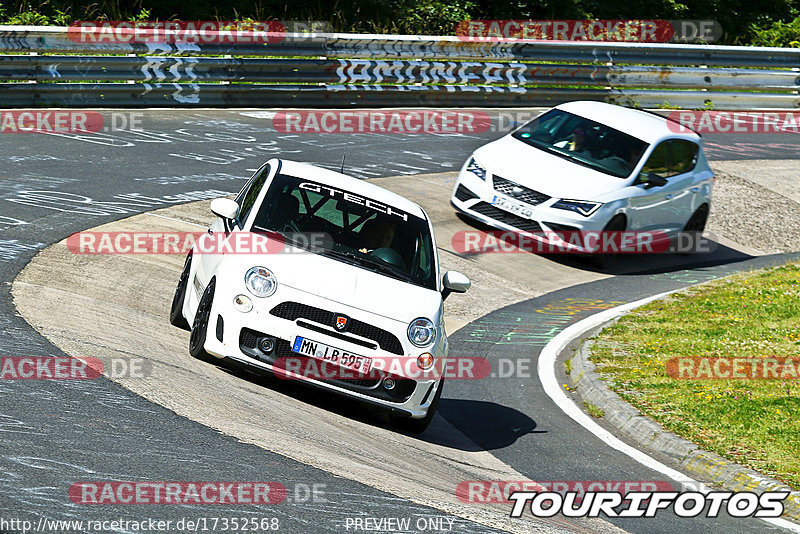 Bild #17352568 - Touristenfahrten Nürburgring Nordschleife (17.06.2022)