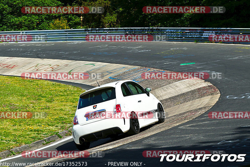 Bild #17352573 - Touristenfahrten Nürburgring Nordschleife (17.06.2022)