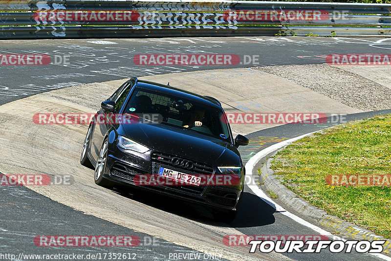 Bild #17352612 - Touristenfahrten Nürburgring Nordschleife (17.06.2022)