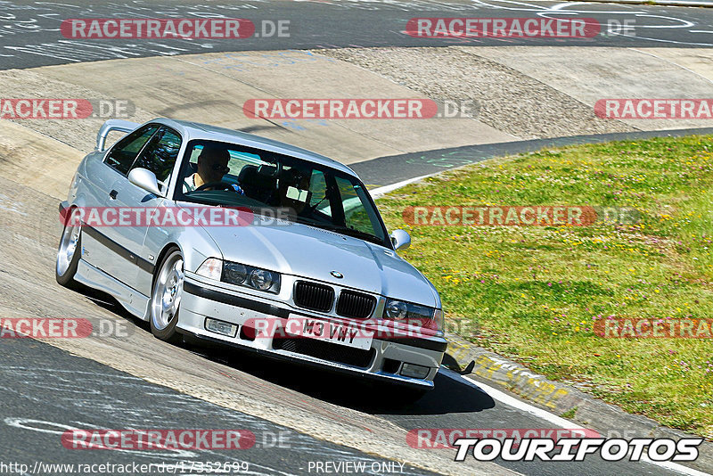 Bild #17352699 - Touristenfahrten Nürburgring Nordschleife (17.06.2022)