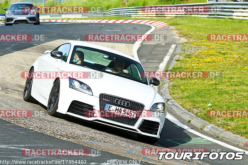 Bild #17354402 - Touristenfahrten Nürburgring Nordschleife (17.06.2022)