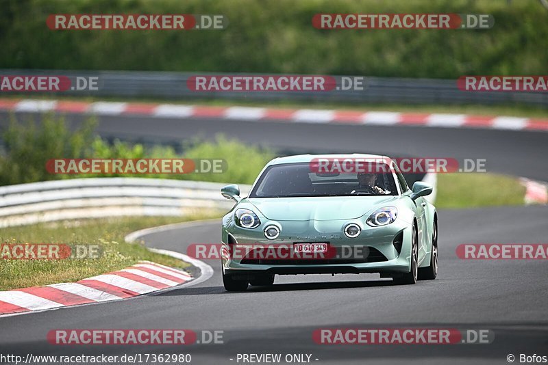 Bild #17362980 - Touristenfahrten Nürburgring Nordschleife (18.06.2022)