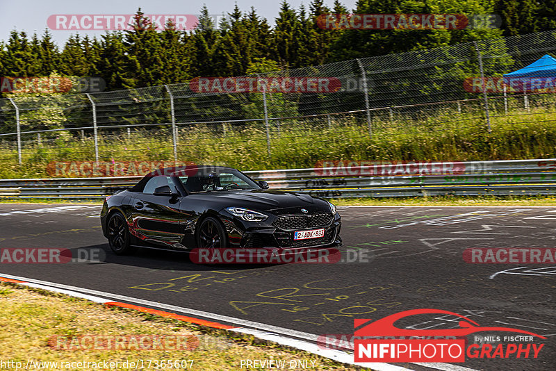 Bild #17365607 - Touristenfahrten Nürburgring Nordschleife (18.06.2022)