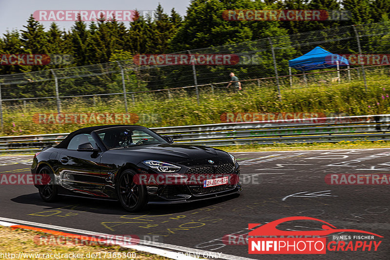 Bild #17366300 - Touristenfahrten Nürburgring Nordschleife (18.06.2022)