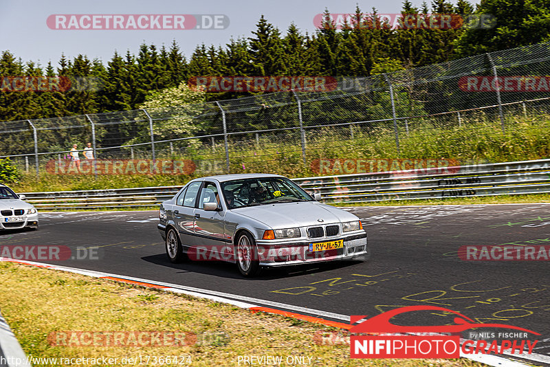 Bild #17366424 - Touristenfahrten Nürburgring Nordschleife (18.06.2022)