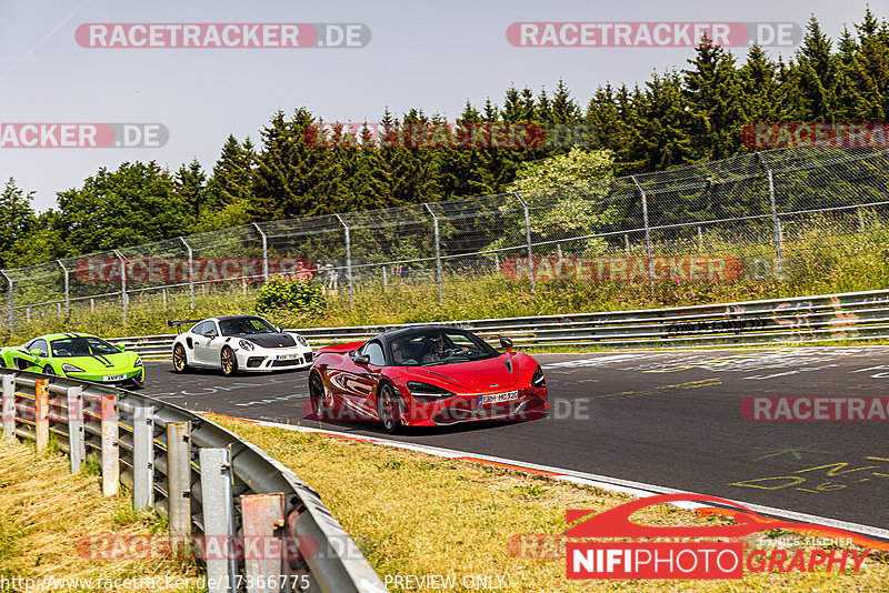 Bild #17366775 - Touristenfahrten Nürburgring Nordschleife (18.06.2022)