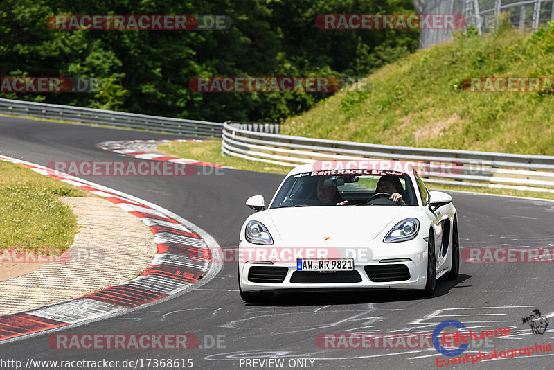 Bild #17368615 - Touristenfahrten Nürburgring Nordschleife (18.06.2022)