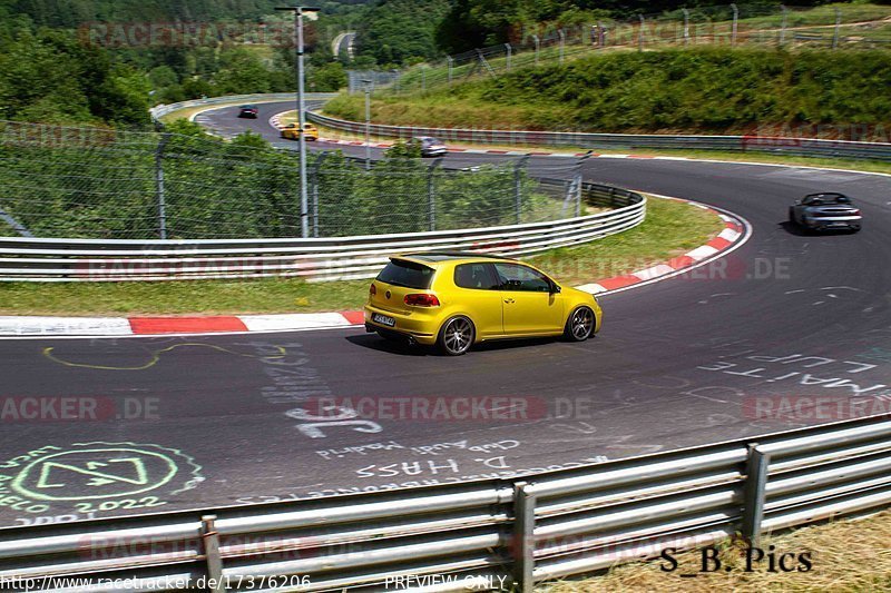 Bild #17376206 - Touristenfahrten Nürburgring Nordschleife (18.06.2022)