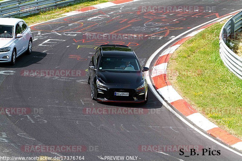 Bild #17376764 - Touristenfahrten Nürburgring Nordschleife (18.06.2022)