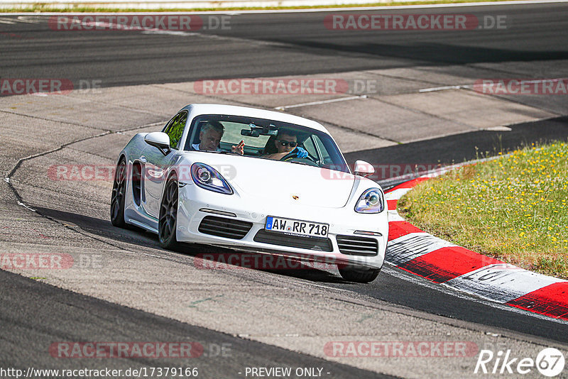 Bild #17379166 - Touristenfahrten Nürburgring Nordschleife (18.06.2022)