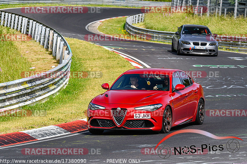 Bild #17380090 - Touristenfahrten Nürburgring Nordschleife (18.06.2022)