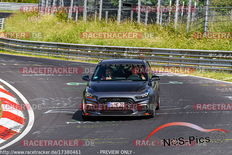 Bild #17380461 - Touristenfahrten Nürburgring Nordschleife (18.06.2022)