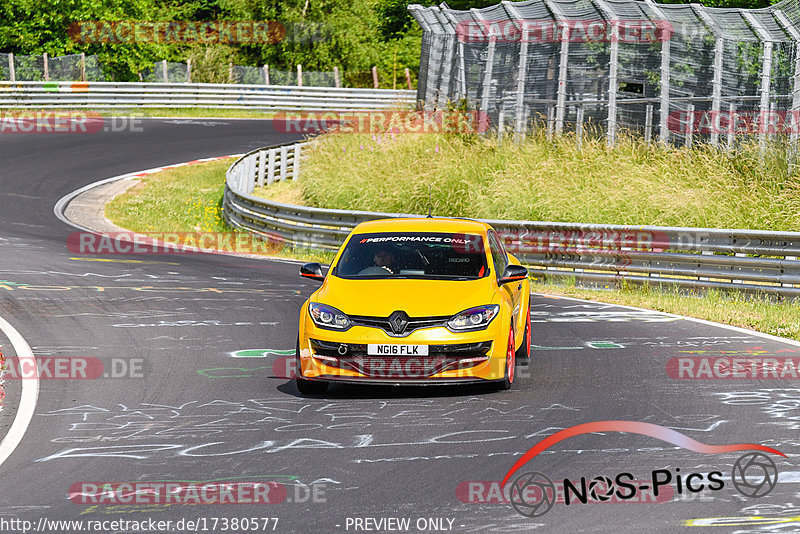 Bild #17380577 - Touristenfahrten Nürburgring Nordschleife (18.06.2022)