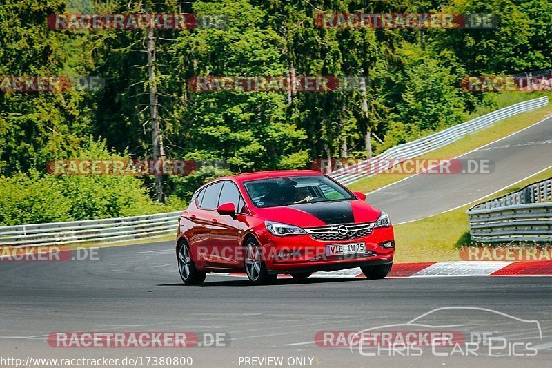 Bild #17380800 - Touristenfahrten Nürburgring Nordschleife (18.06.2022)