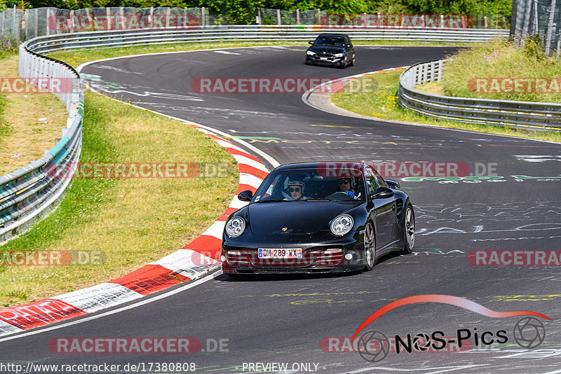 Bild #17380808 - Touristenfahrten Nürburgring Nordschleife (18.06.2022)