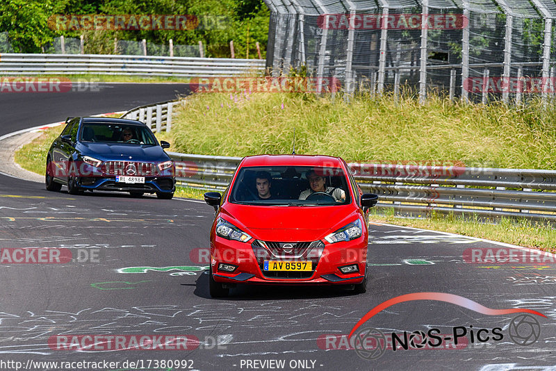 Bild #17380992 - Touristenfahrten Nürburgring Nordschleife (18.06.2022)