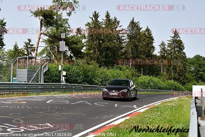 Bild #17382630 - Touristenfahrten Nürburgring Nordschleife (18.06.2022)