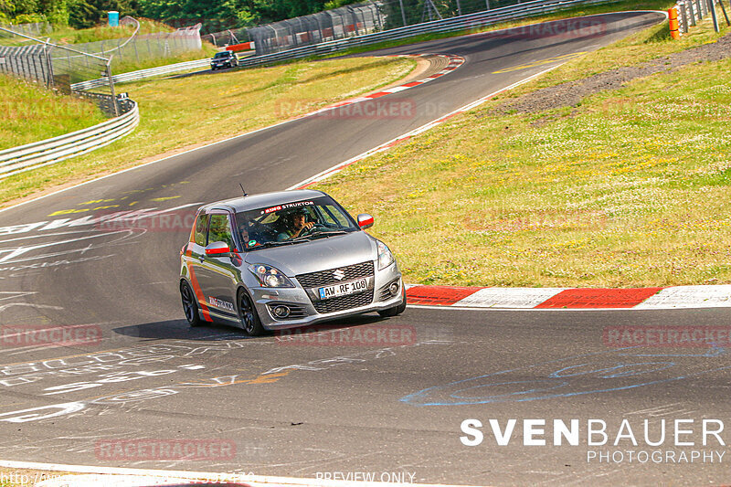 Bild #17392470 - Touristenfahrten Nürburgring Nordschleife (18.06.2022)