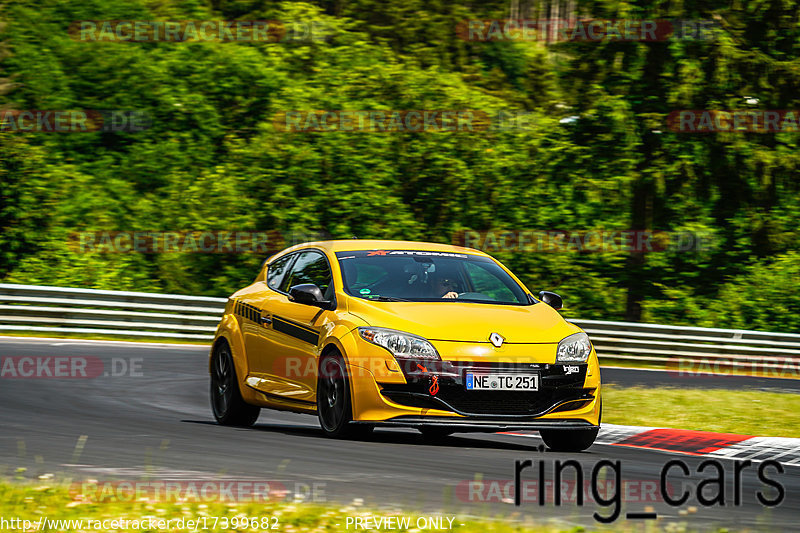 Bild #17399682 - Touristenfahrten Nürburgring Nordschleife (18.06.2022)