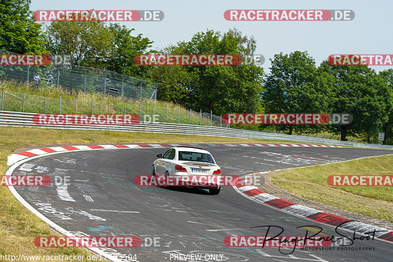 Bild #17403504 - Touristenfahrten Nürburgring Nordschleife (18.06.2022)