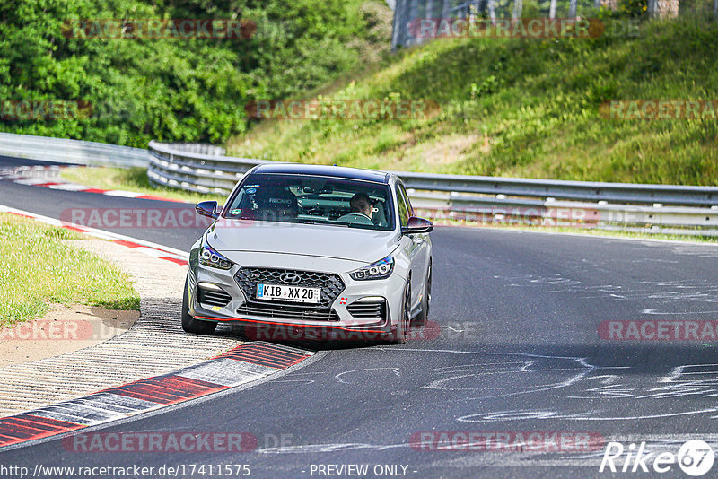 Bild #17411575 - Touristenfahrten Nürburgring Nordschleife (18.06.2022)