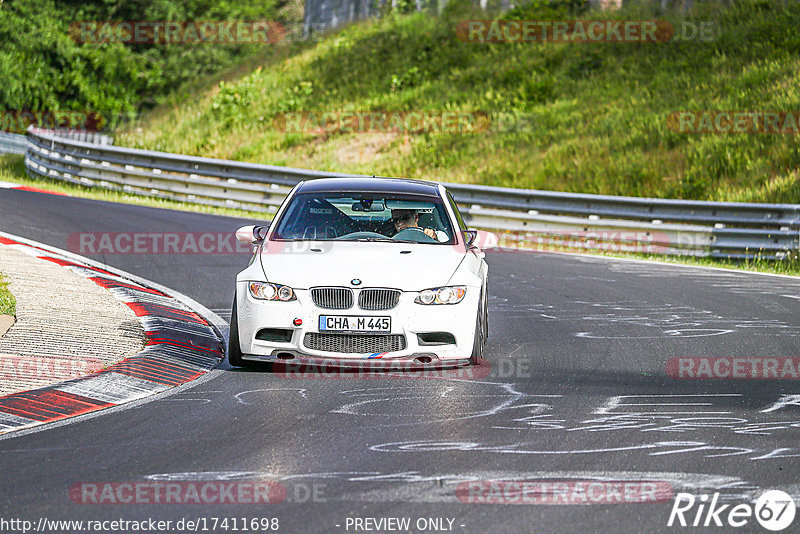 Bild #17411698 - Touristenfahrten Nürburgring Nordschleife (18.06.2022)