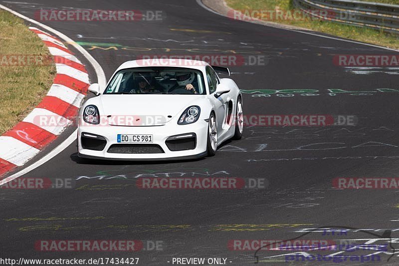 Bild #17434427 - Touristenfahrten Nürburgring Nordschleife (19.06.2022)