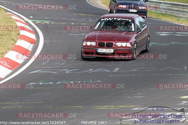 Bild #17434587 - Touristenfahrten Nürburgring Nordschleife (19.06.2022)