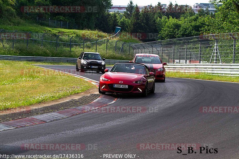 Bild #17436316 - Touristenfahrten Nürburgring Nordschleife (19.06.2022)