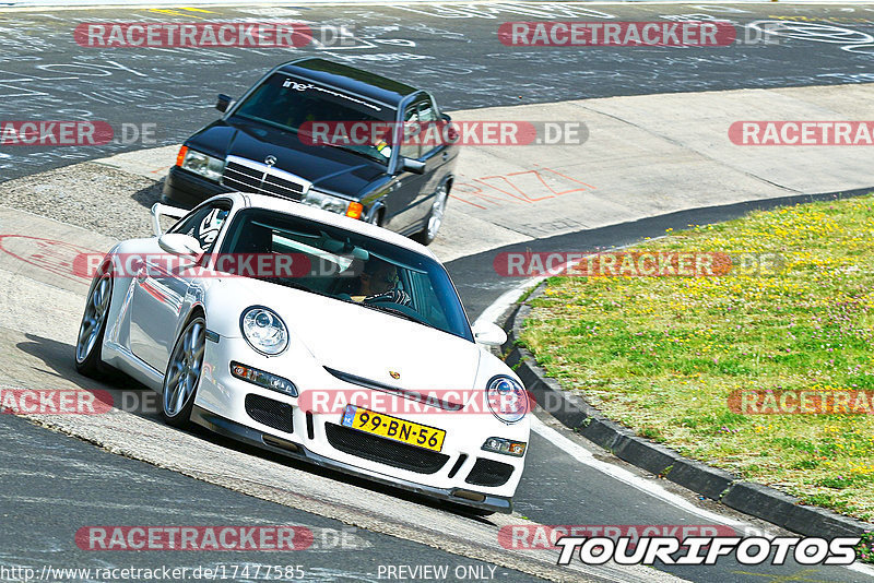 Bild #17477585 - Touristenfahrten Nürburgring Nordschleife (19.06.2022)