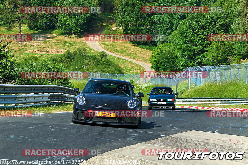 Bild #17487308 - Touristenfahrten Nürburgring Nordschleife (19.06.2022)