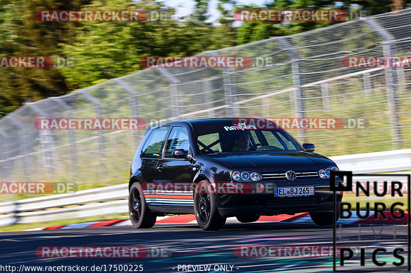 Bild #17500225 - Touristenfahrten Nürburgring Nordschleife (21.06.2022)