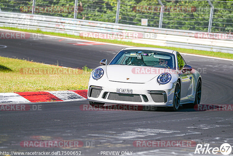 Bild #17500652 - Touristenfahrten Nürburgring Nordschleife (21.06.2022)