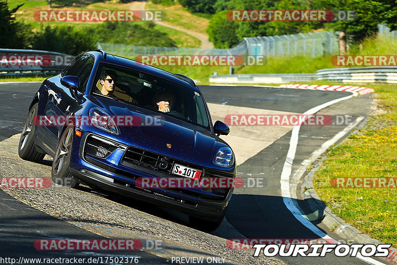 Bild #17502376 - Touristenfahrten Nürburgring Nordschleife (21.06.2022)