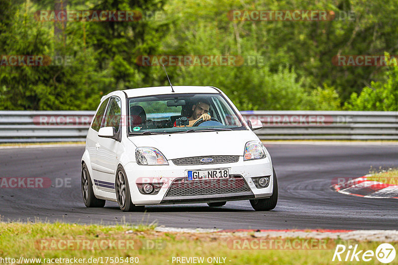 Bild #17505480 - Touristenfahrten Nürburgring Nordschleife (22.06.2022)